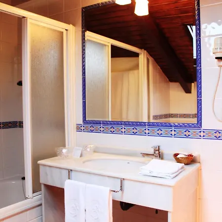 San Clemente By De Compostela Gasthuis 3*