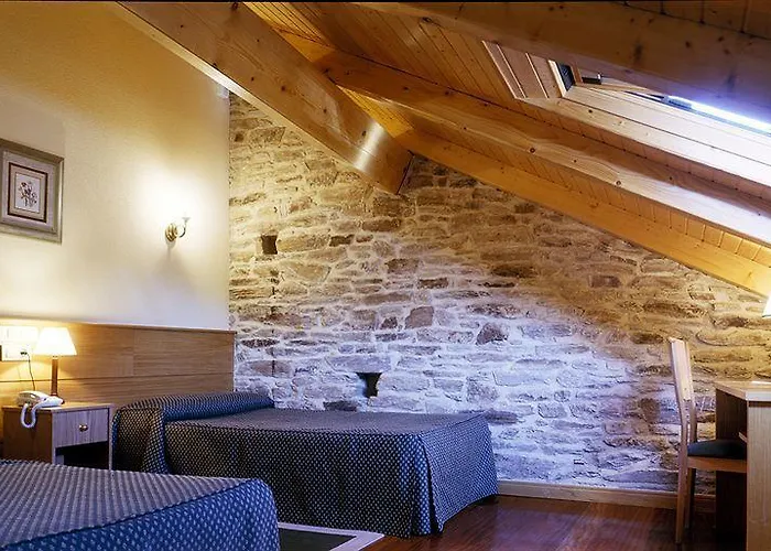 San Clemente By De Compostela 3*