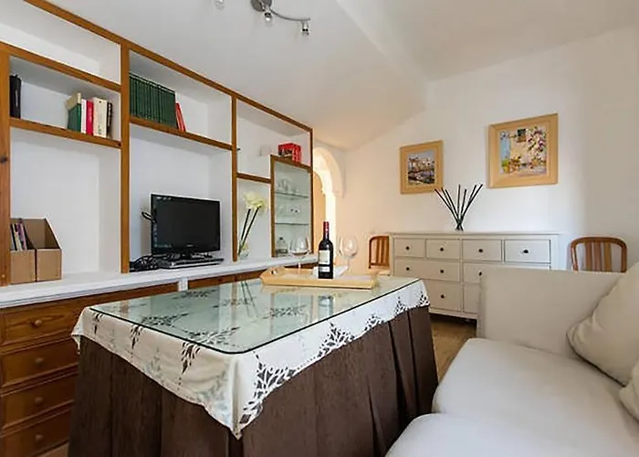 Πανσιόν San Clemente By De Compostela 3*